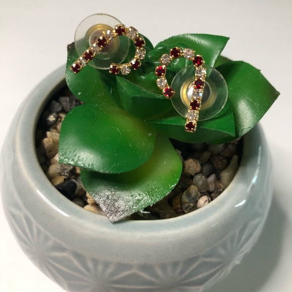 Earrings - Picture 4 of 5